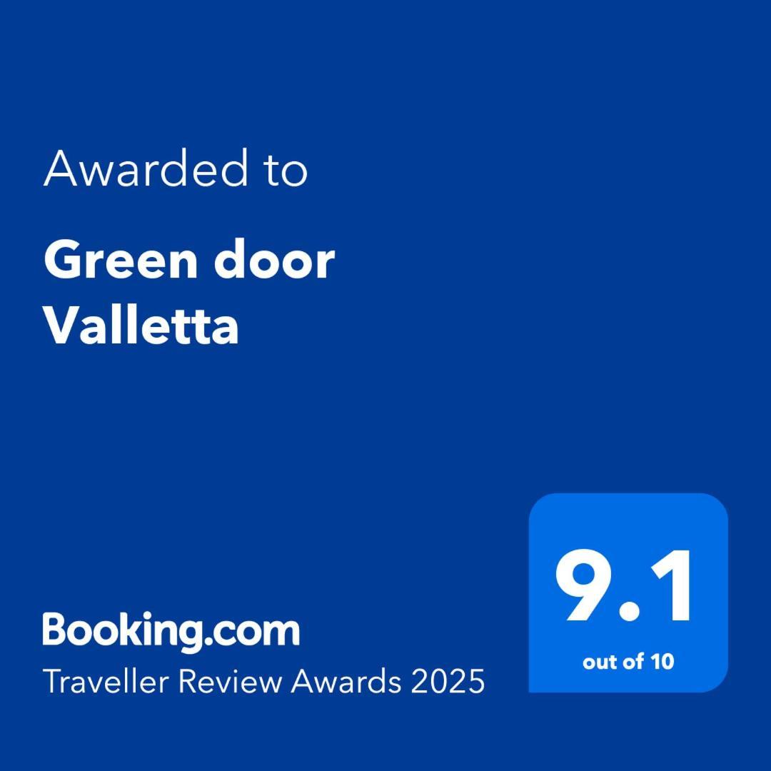 Green Door Valletta Bagian luar foto